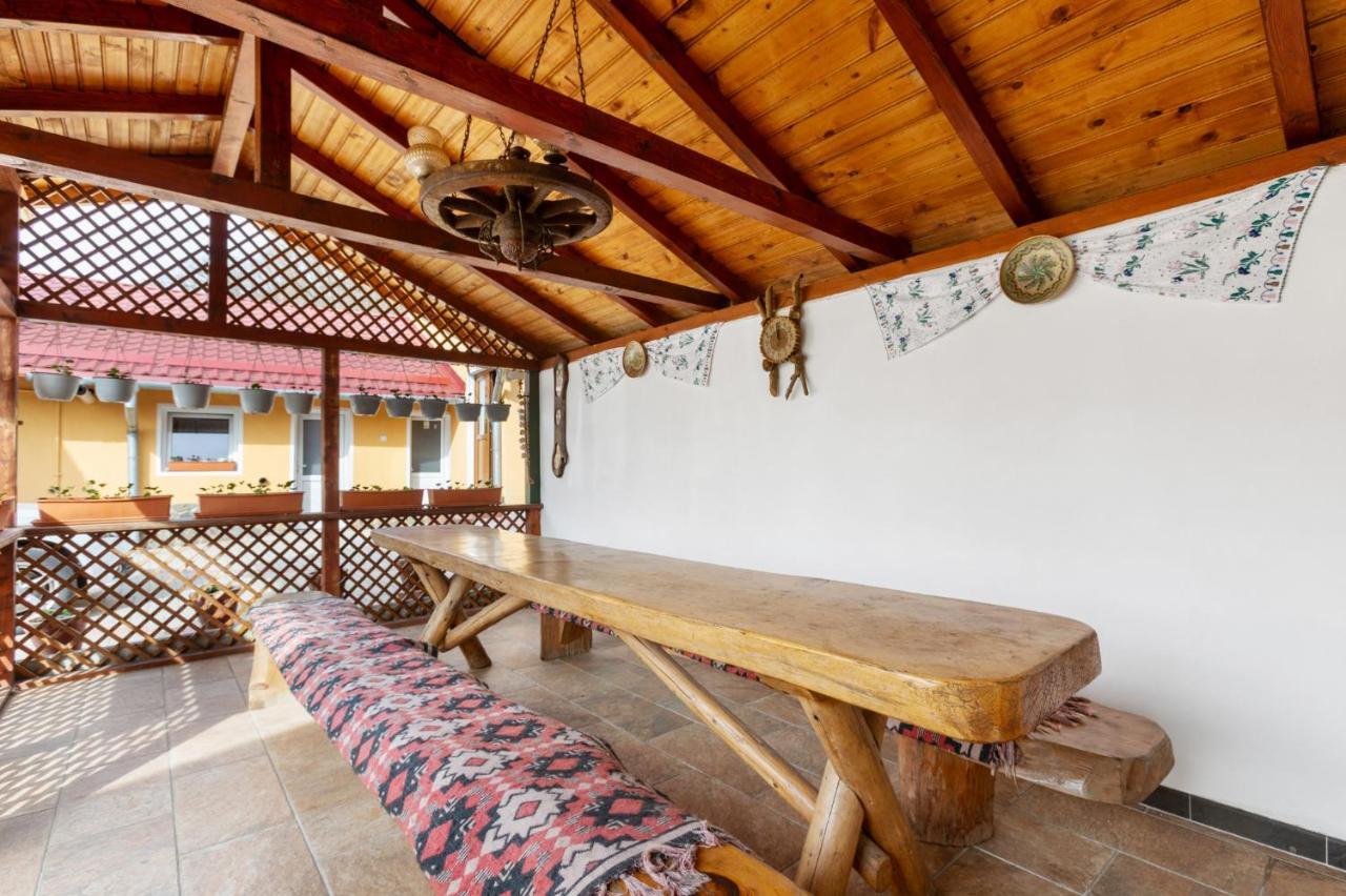 Casa Rasnoveana Extérieur photo