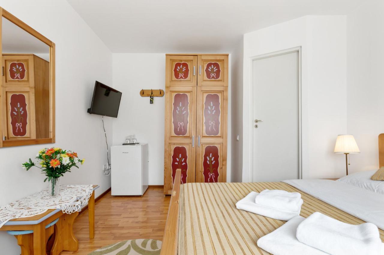 Casa Rasnoveana Extérieur photo