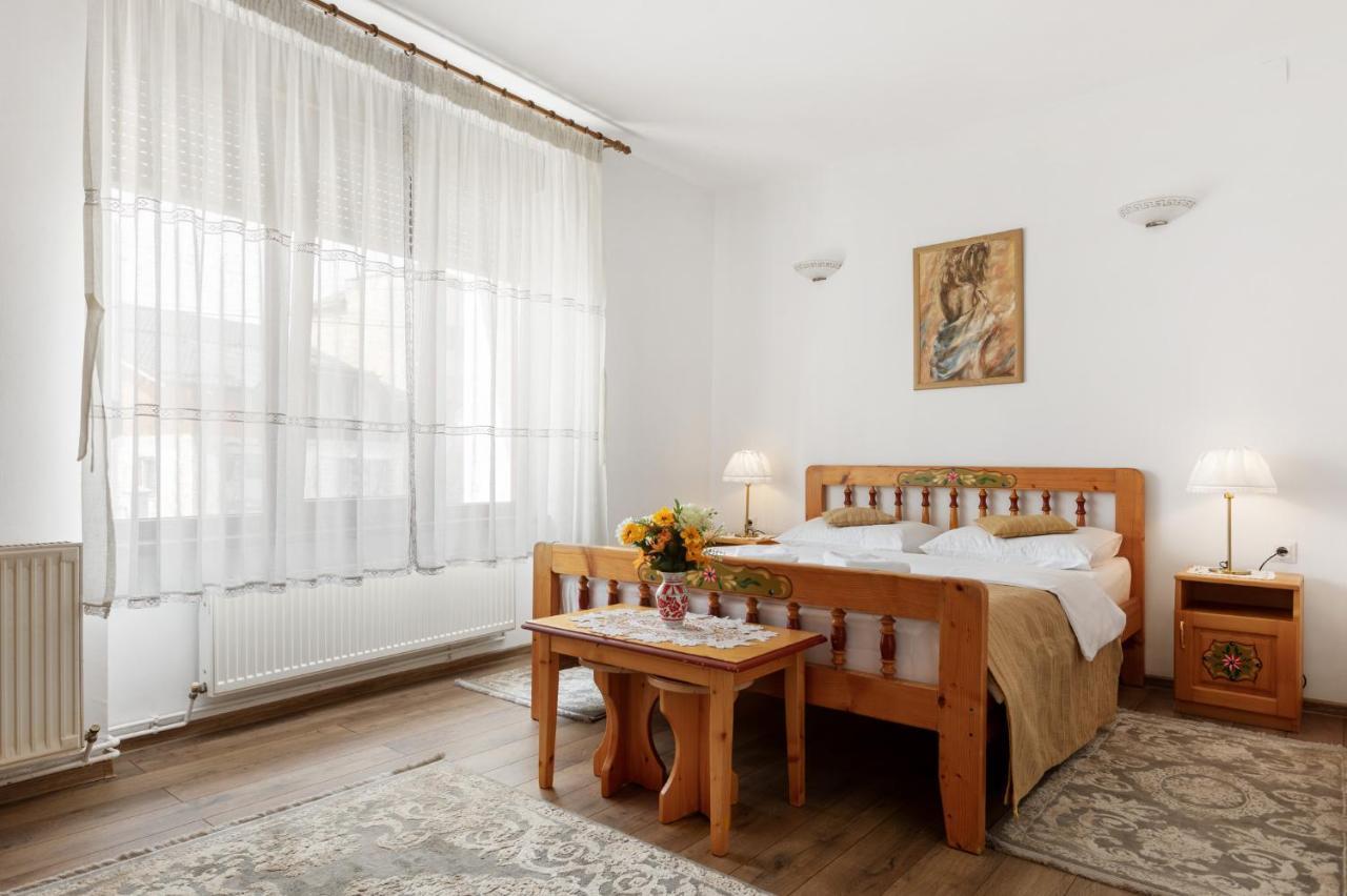 Casa Rasnoveana Extérieur photo